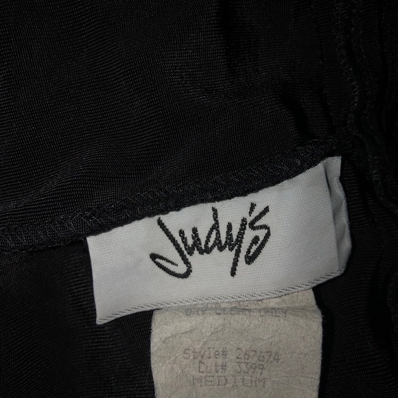 VINTAGE OFF THE SHOULDER TOP - Picture 3 of 3